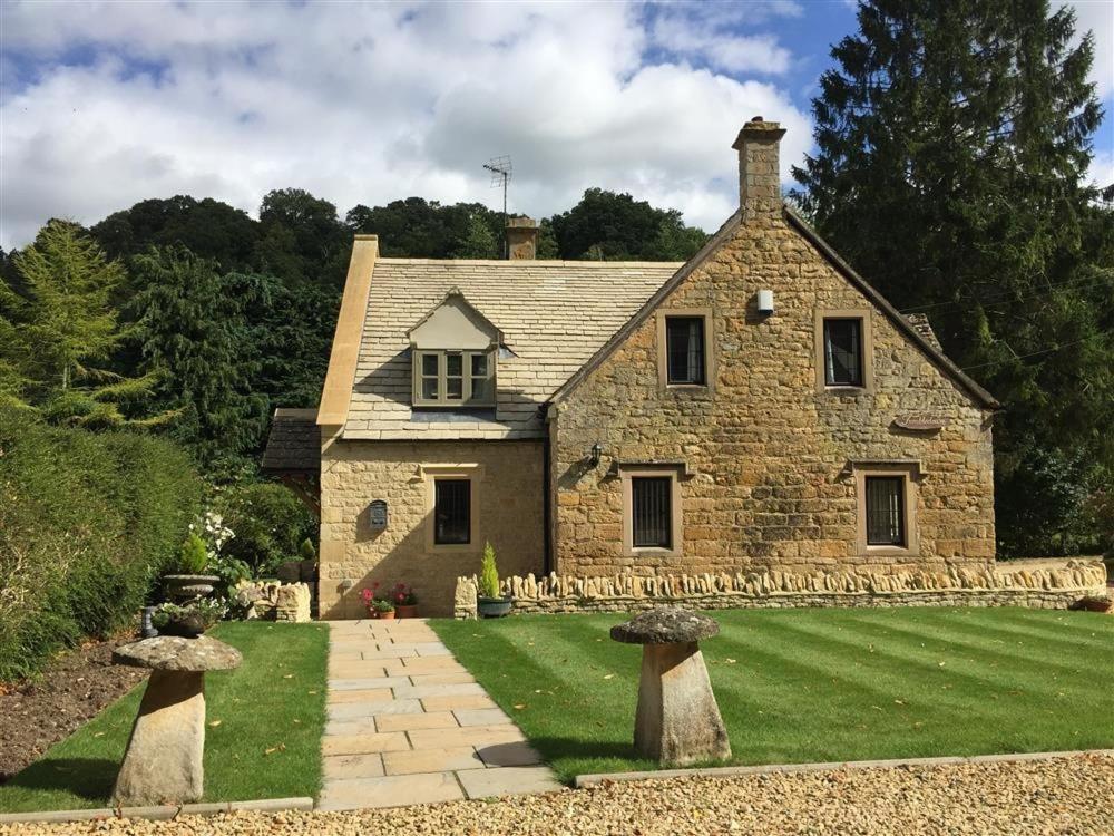 Villa Tumbledown Broadway  Exterior foto
